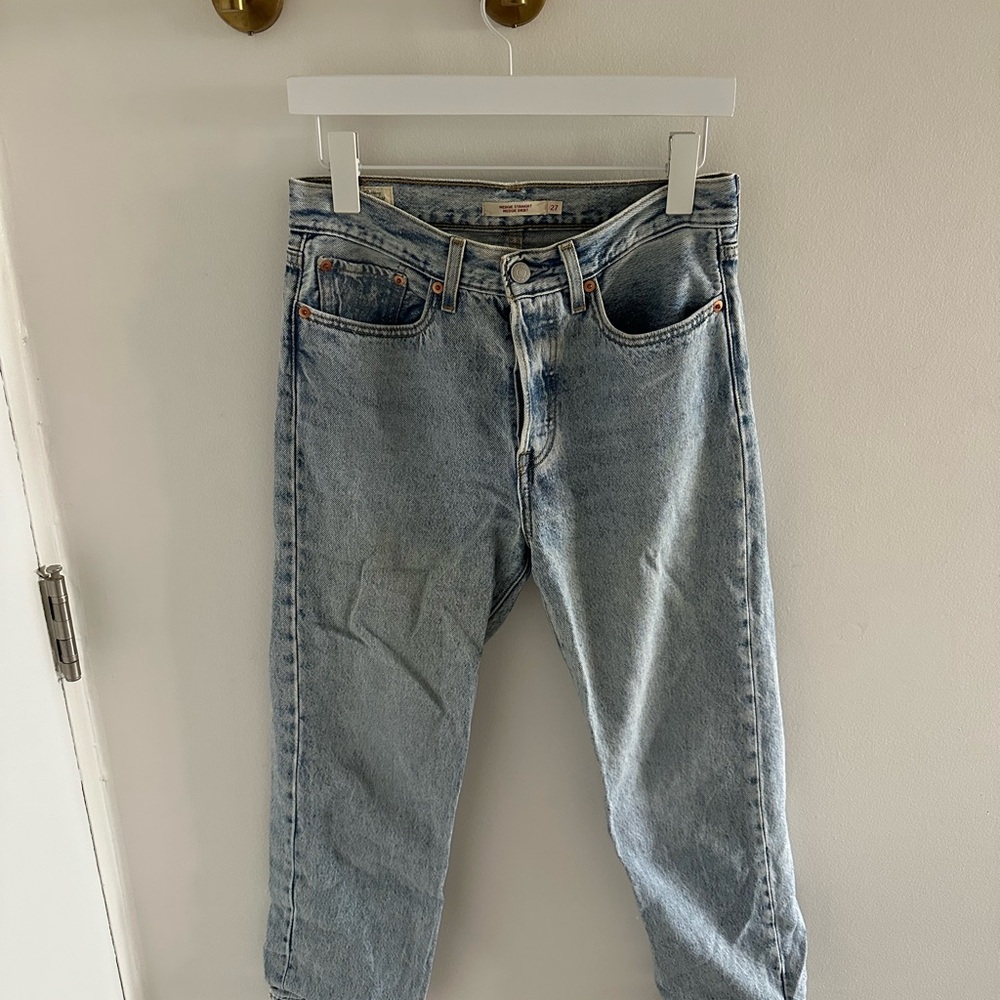 Levi's Wedgie Straight Leg Jeans Classic Denim